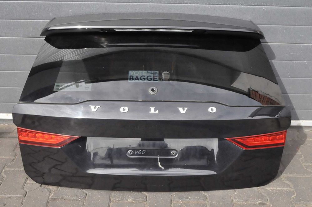 Volvo V60 II Кришка багажника