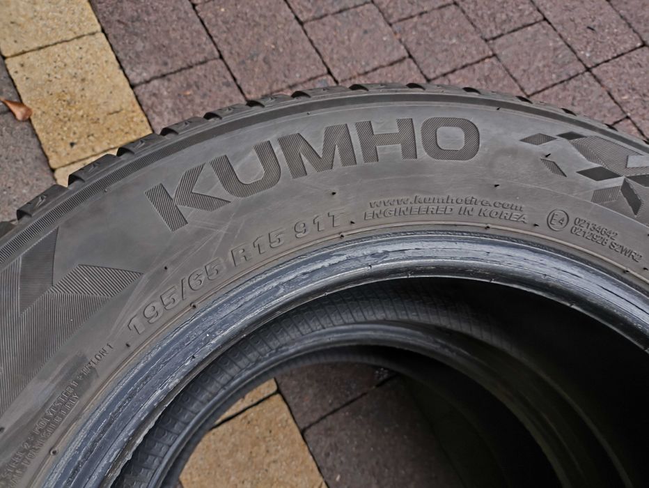 Opony Zimowe 195/65R15 Kumho WinterCraft WP52 2023r