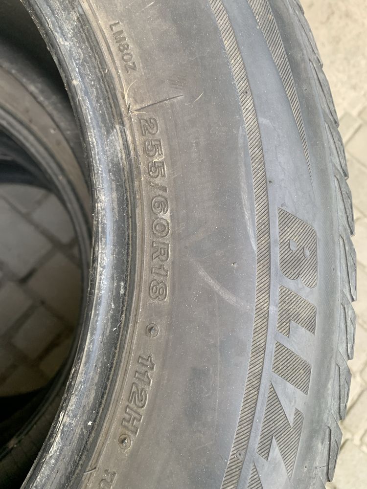 255/60 R18 Bridgestone комплект