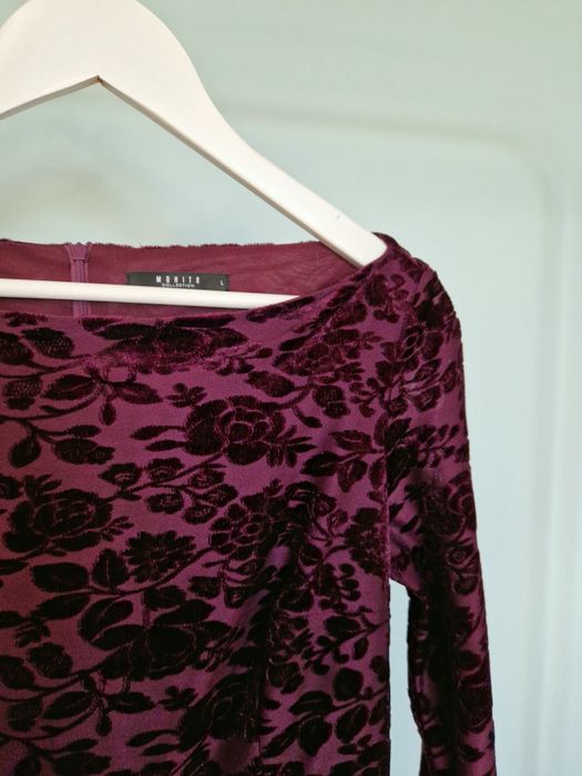 Bordowa burgundowa fioletowa krótka sukienka welurowa devore Mohito