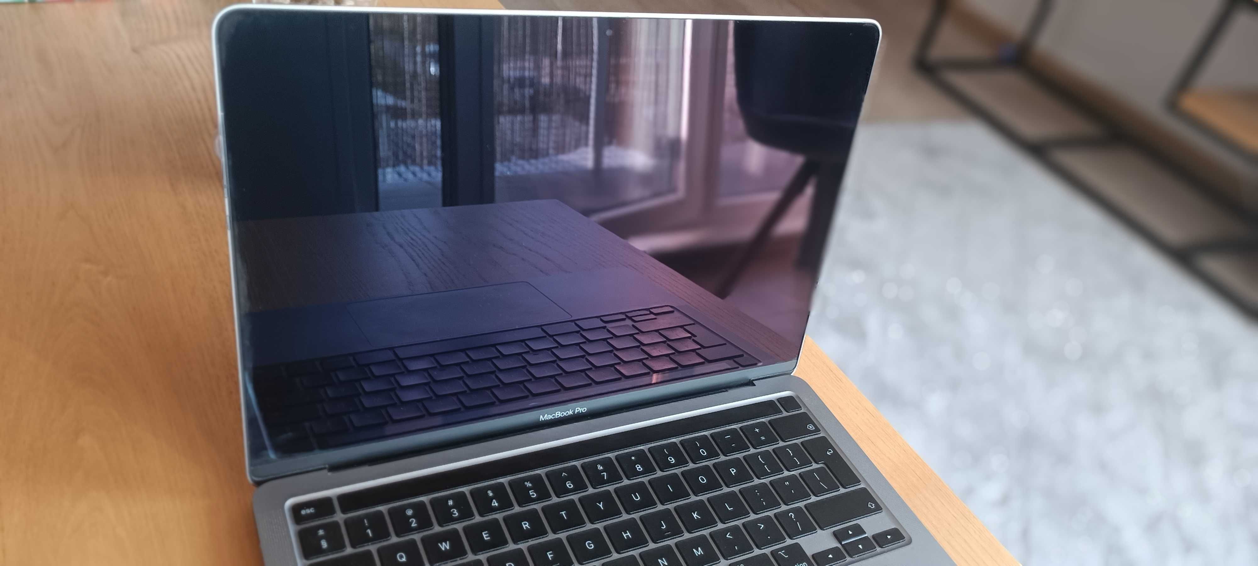 Macbook Pro 13" 2020 M1 16/256 A2338