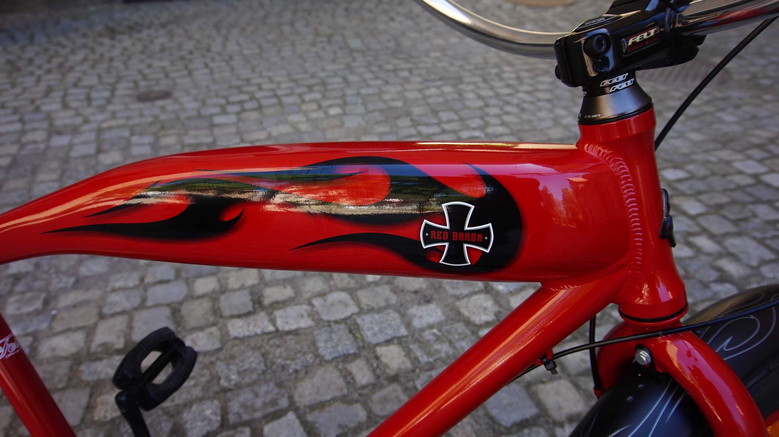 Cruiser Felt Red Baron