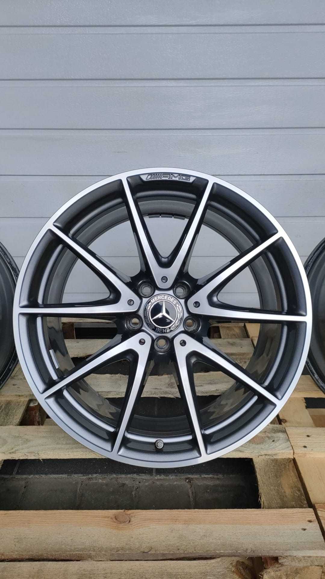 Felgi aluminiowe AMG Mercedes E- Klasa 19'' 5x112 Et25 Et52 (OL385)