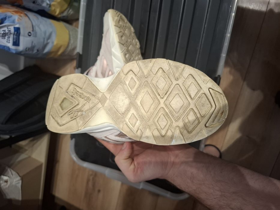 Buty damskie Reebok Aztrek dobry stan pudrowy róż rozmiar 36