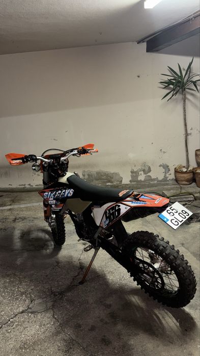 Ktm exc 250 six days