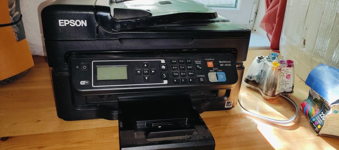 Принтер Epson wf 2630 wifi і автоподатчик + СМПЧ.
 
Довго стояв в коро