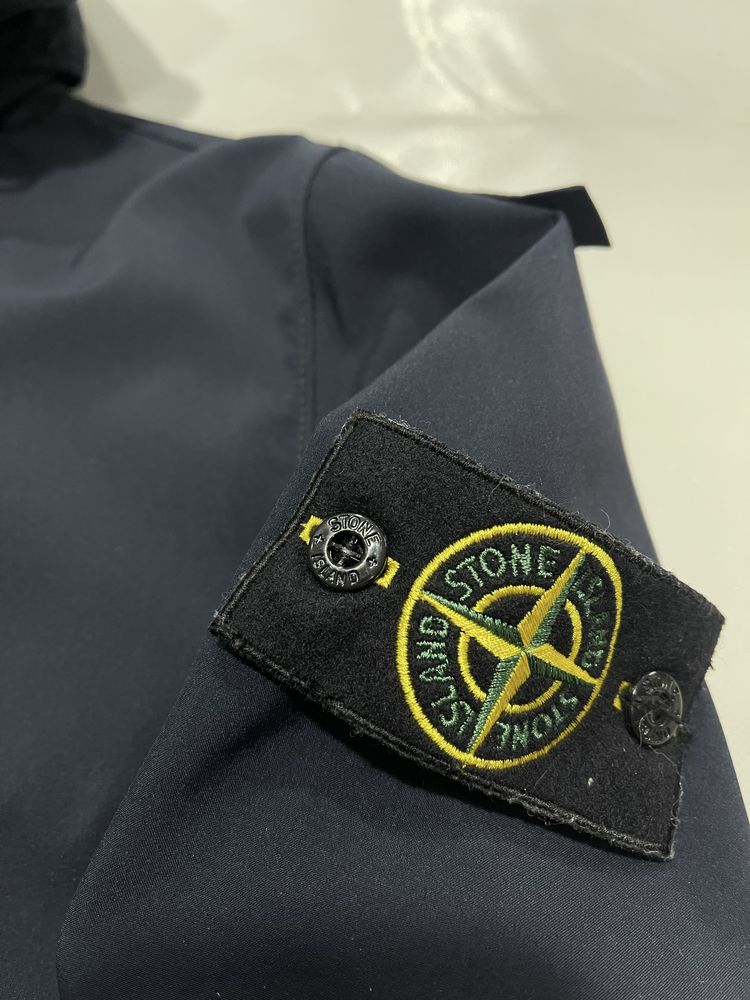 Продам Stone Island