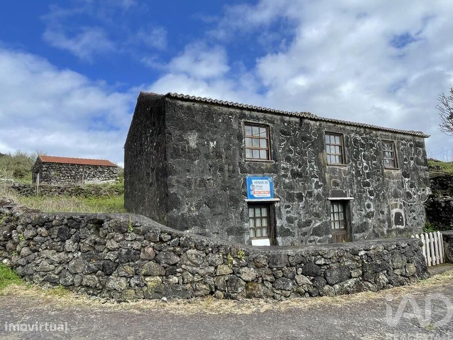 Casa / Villa T2 em Rosais de 129,00 m2