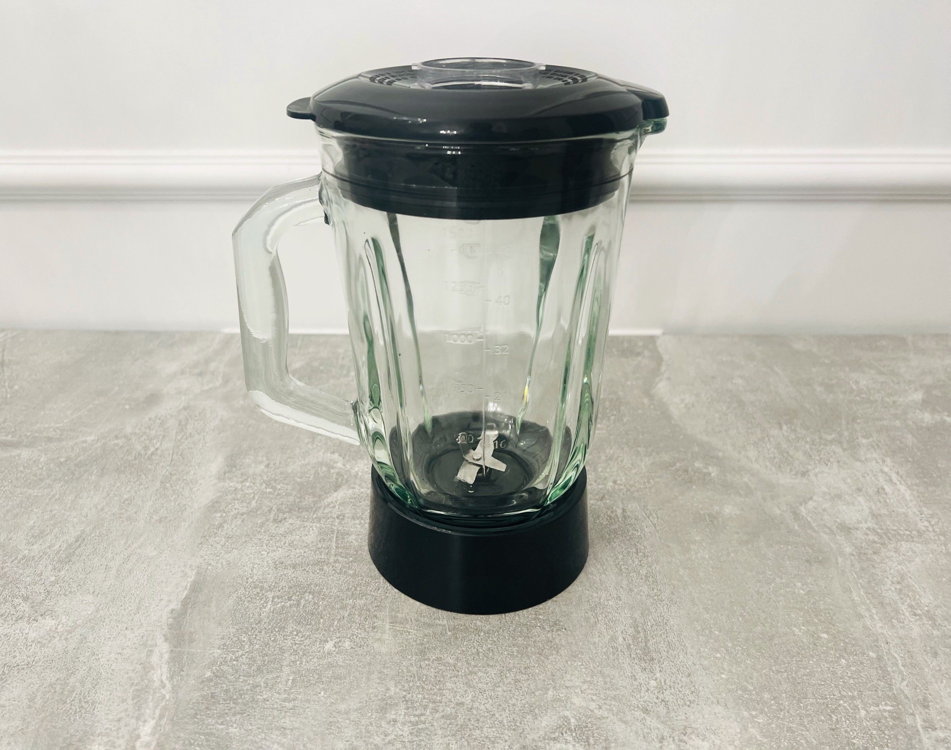 Blender kielichowy Russell Hobbs