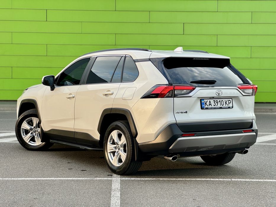 Toyota Rav 4 Active Official