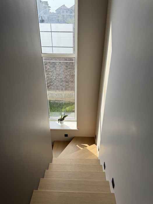 Супер ЦІНА! Цегляний 3к котедж-двоян в ЕЛІТНОМУ РАЙОНІ Рівного!