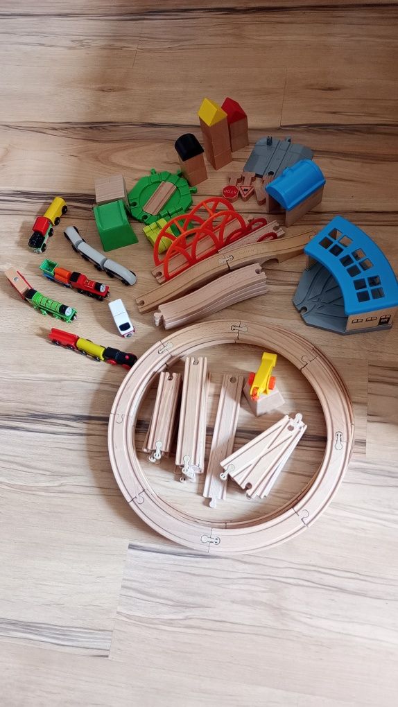 Ikea Drewniane tory plus akcesoria