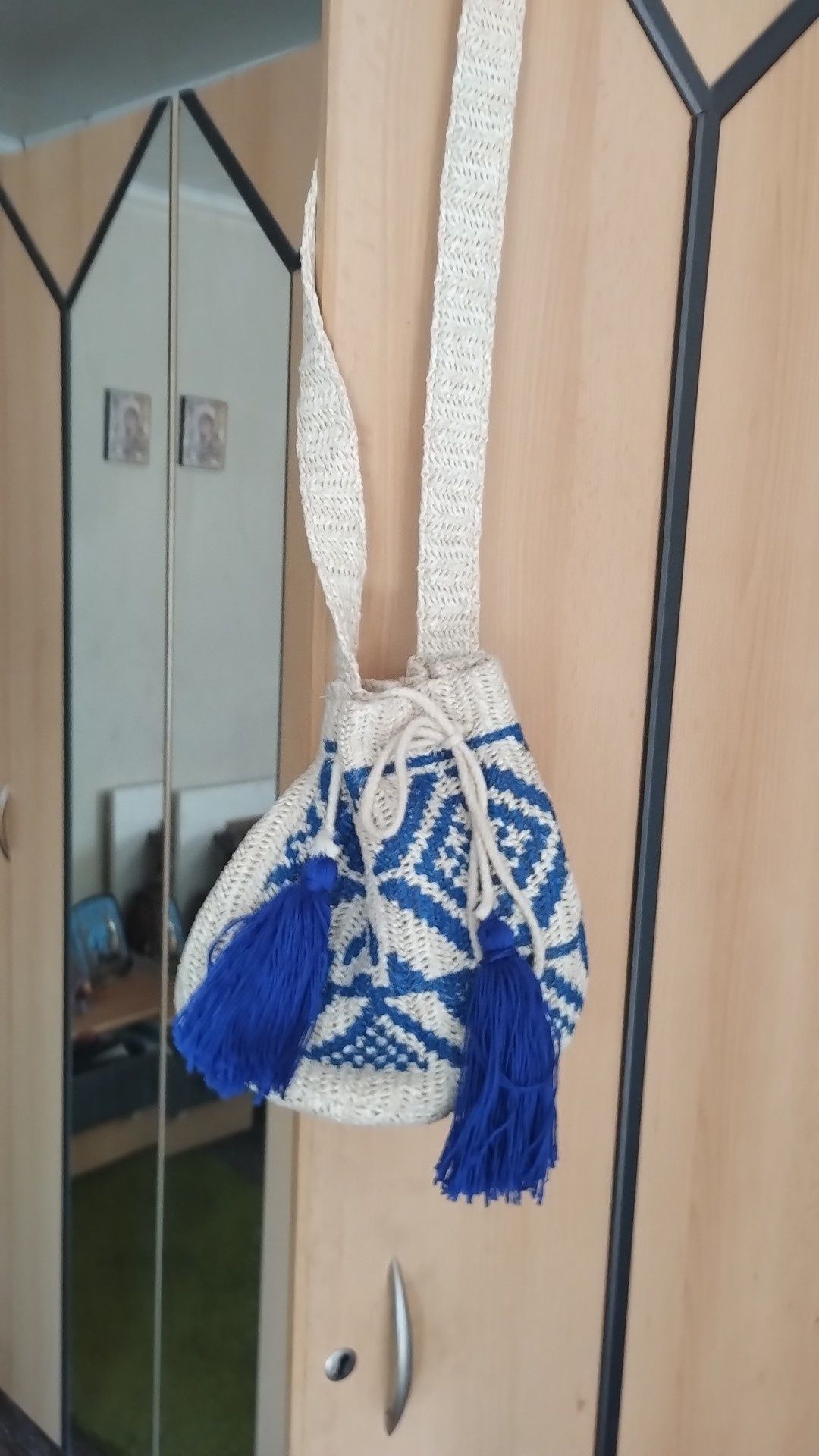 Сумки, гаманці жін., чол.,