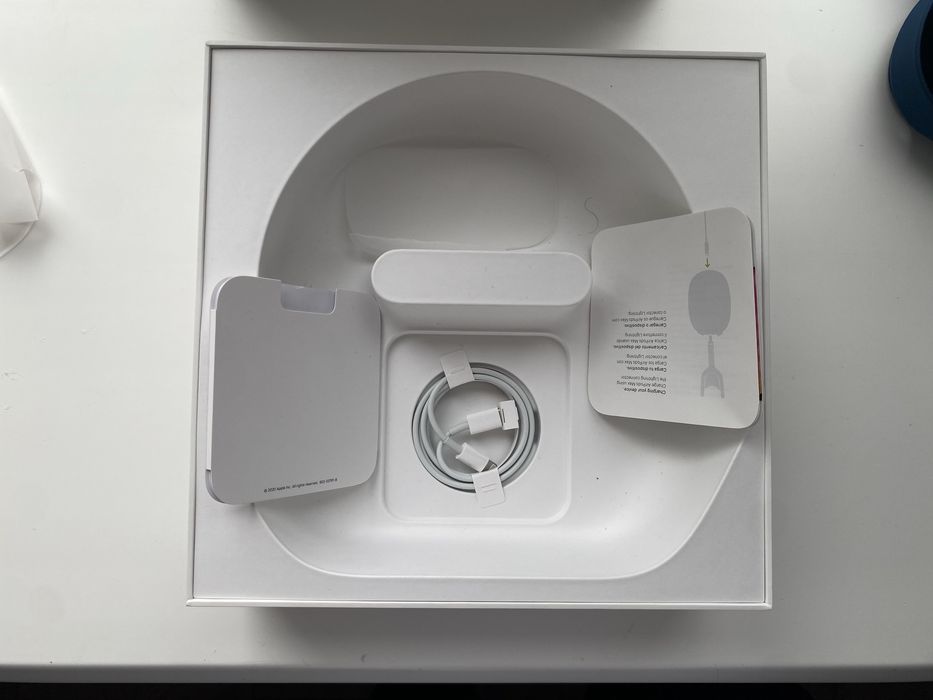 AirPods Max Sky Blue