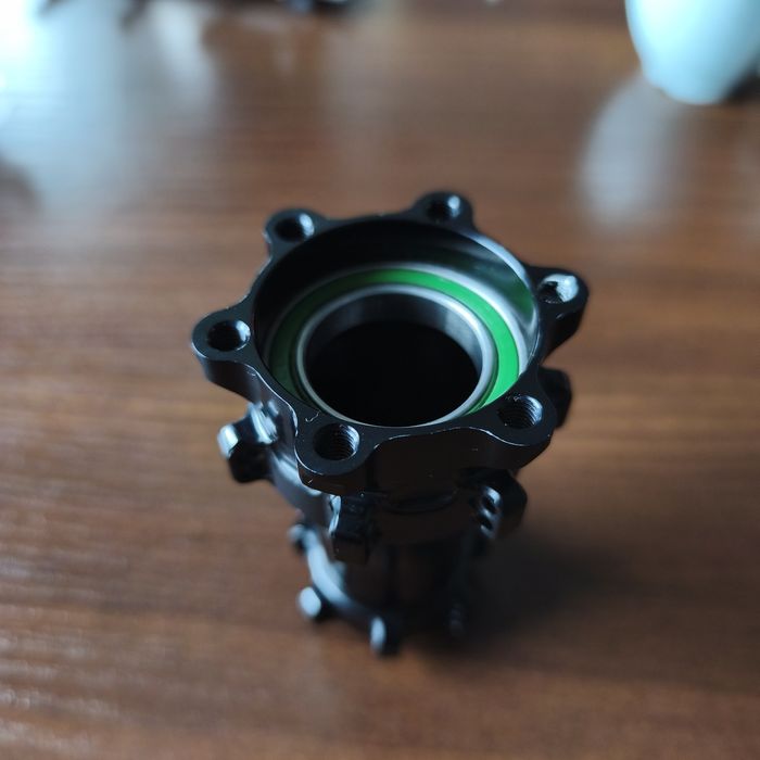 Piasta przednia Extralite HyperLefty3 IS SP 28H Lefty 2.0 demontaż