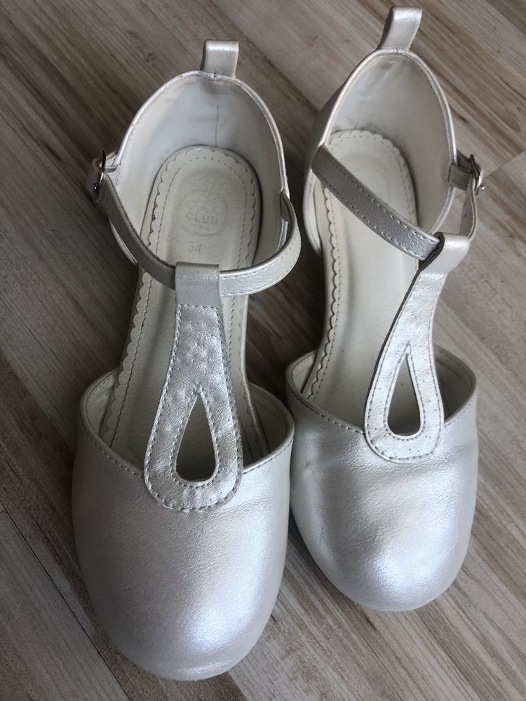 Perłowo białe buty komunijne 34 wkł 21,5 cm