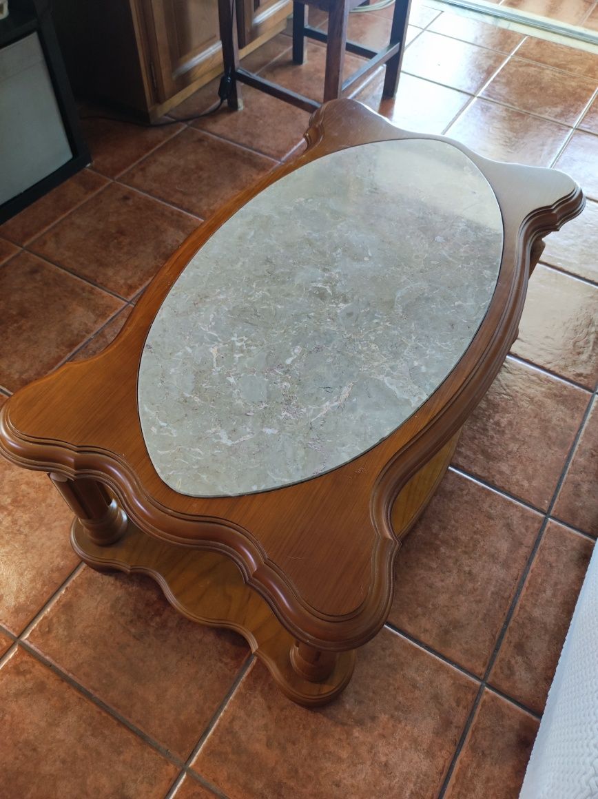Mesa de Centro com Pedra em Mármore