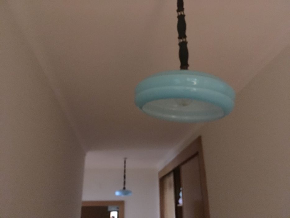 Candeeiros de teto muito antigos