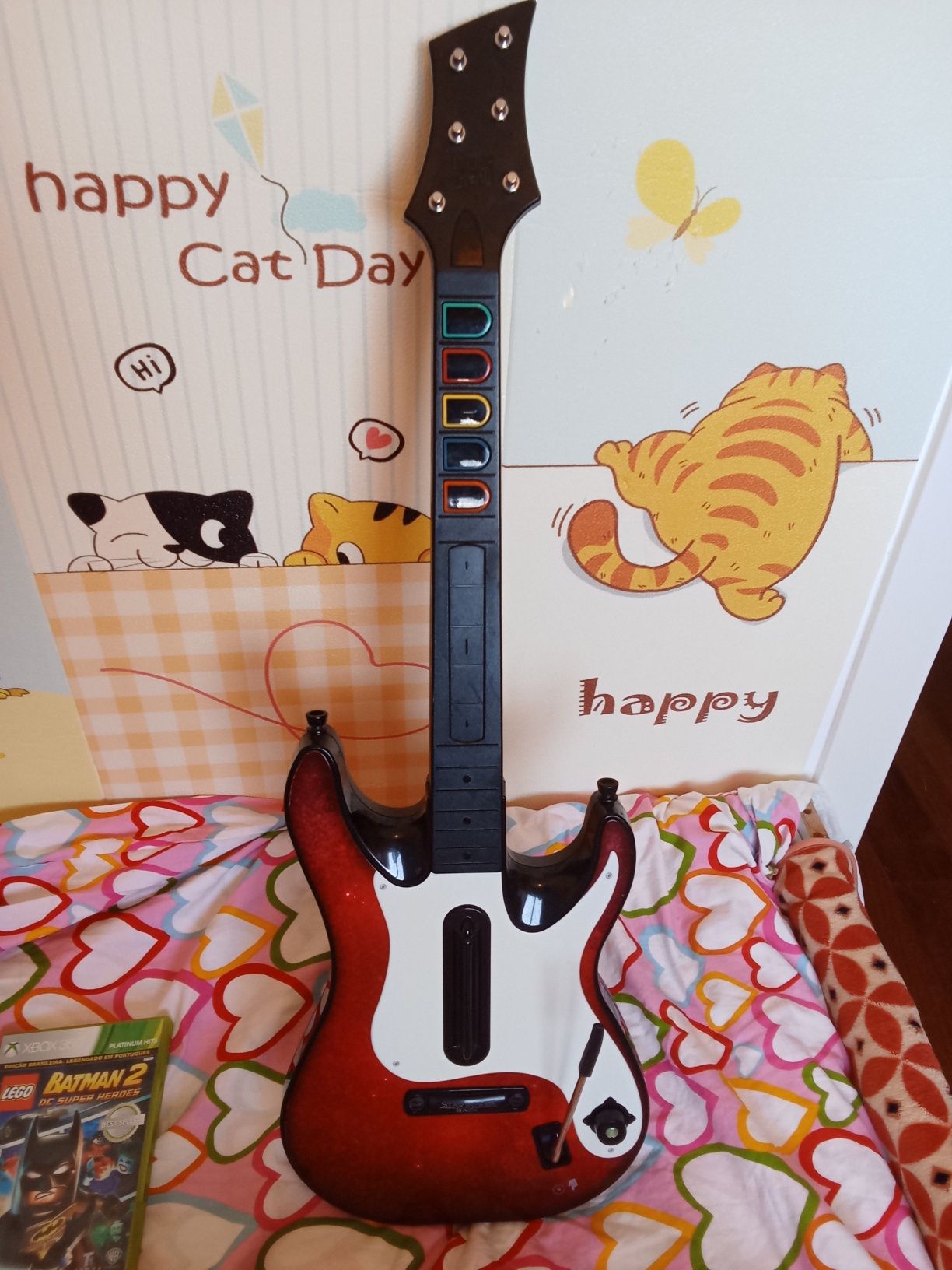 Xbox 360 com Jogos e Guitarra de banda hero