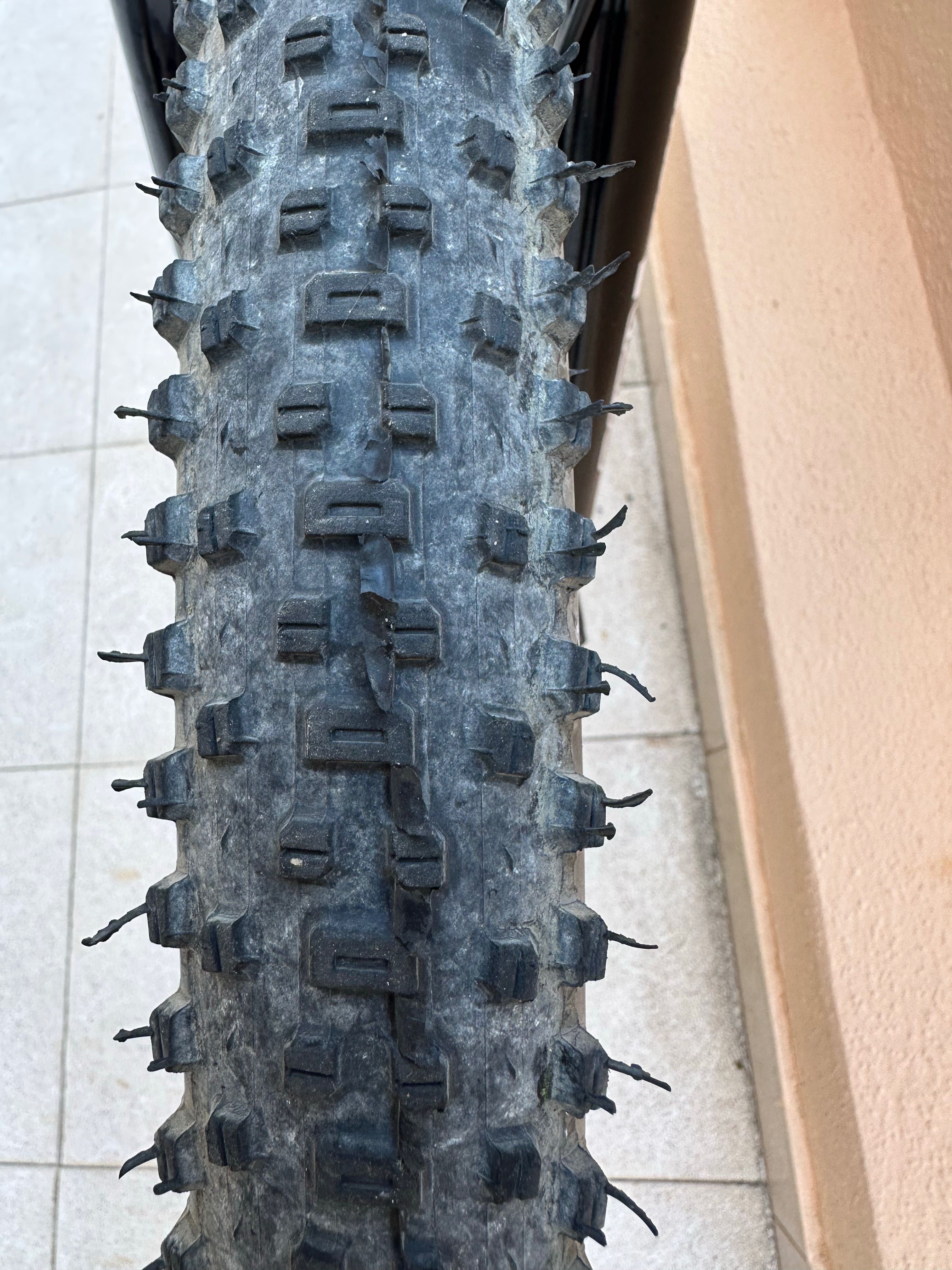 Bicicleta GT Avalanche Comp 29 L