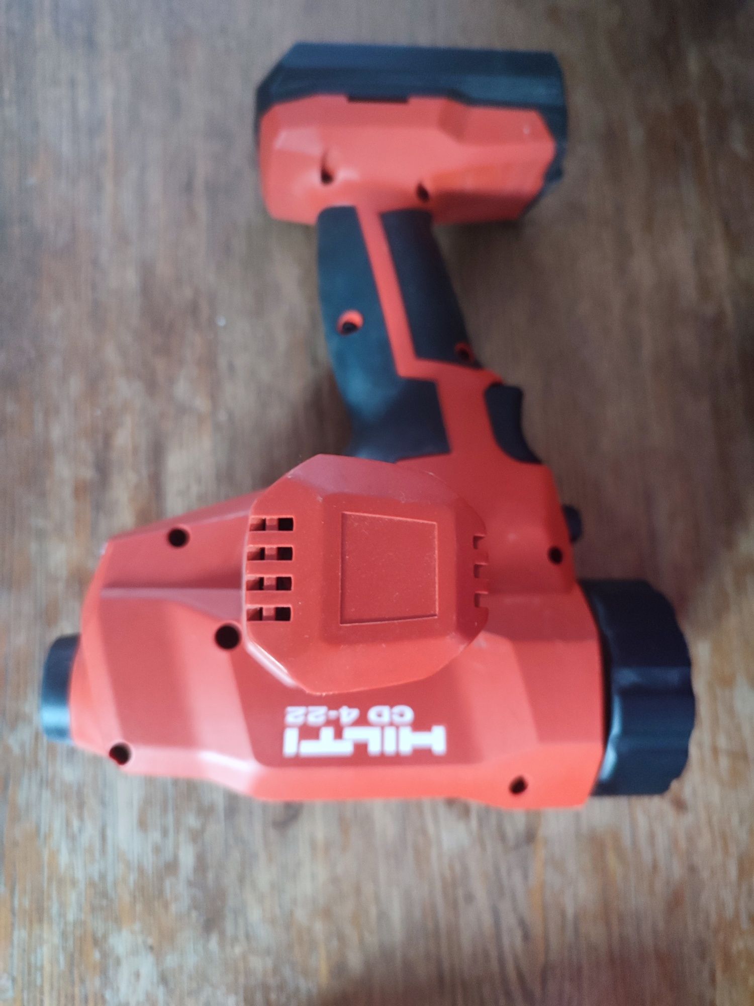 Hilti CD 4-22 akumulatorowy dozownik do masy uszczelniającej