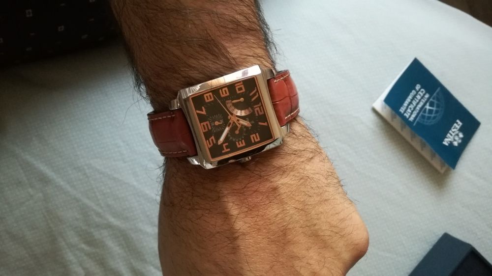 Relógio Festina - em excelente estado.