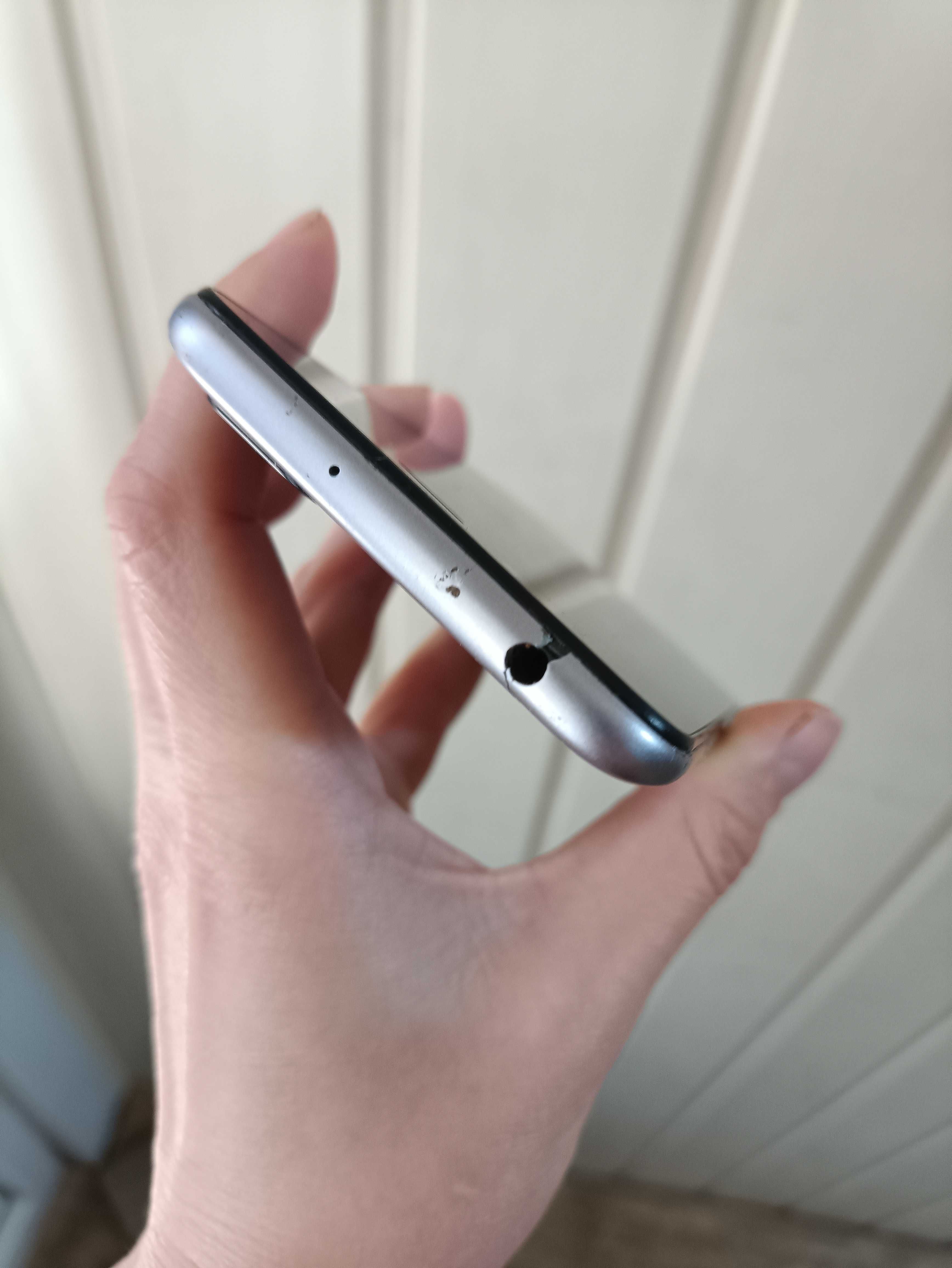Xiaomi redmi 6A 16Gb. Рабочий