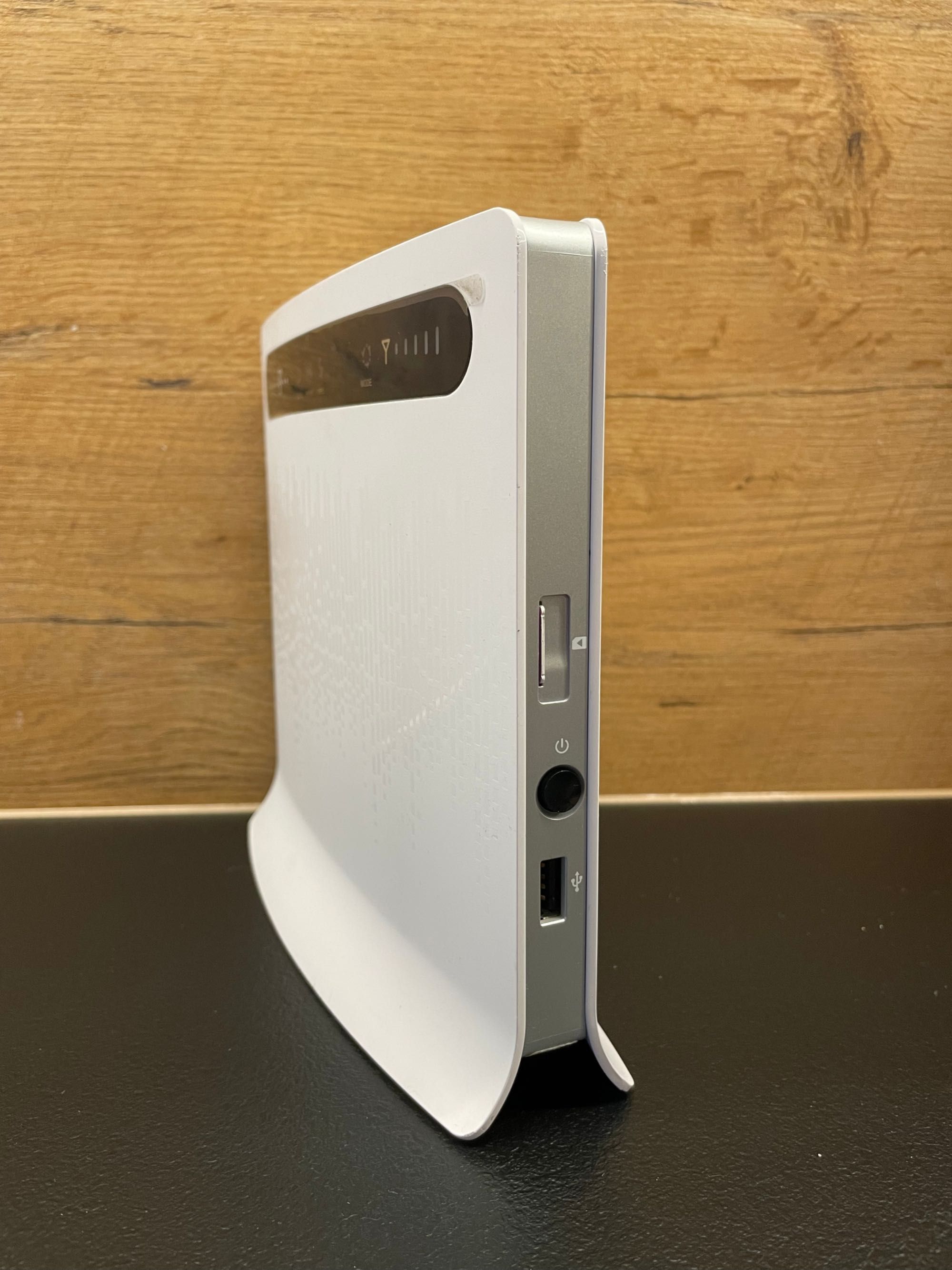 Dual LTE Router z modemem Huawei B593 + antena zewnętrzna + kable