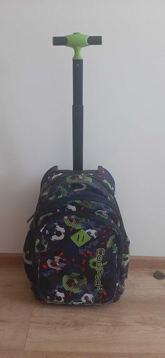 Plecak szkolny na kółkach
