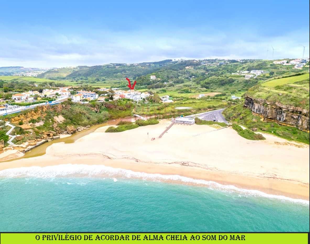 Ericeira - Praia São Lourenço - T2 Duplex com piscina em cima da areia