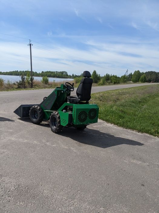 Продам Мініпогрузчик MND-2117