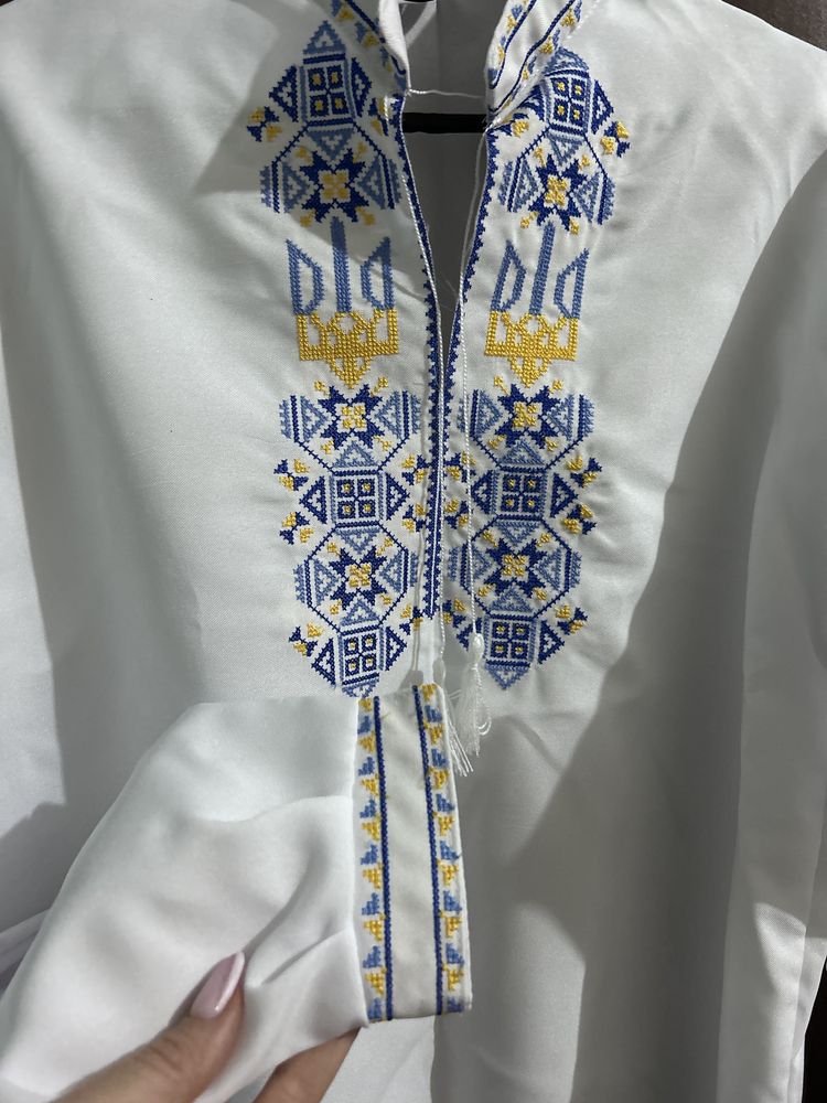 Вишиванка підліткова. Вишита сорочка