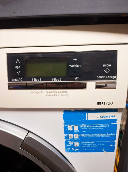 maquina de lavar roupa siemens IQ 700 i-DOS com avaria