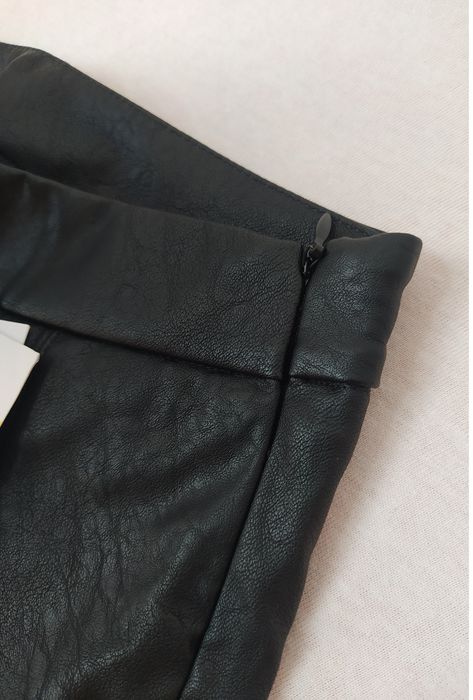 Spodnie z imitacji skóry XXS 32 przed kostkę