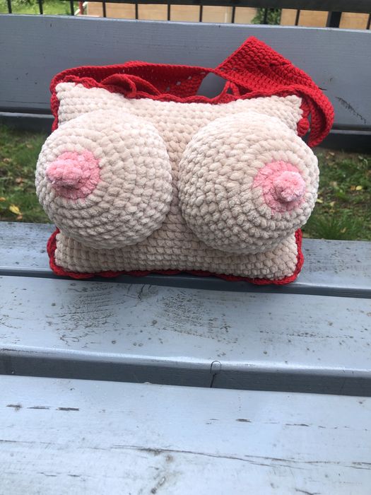 Подушка грудь, подарунок