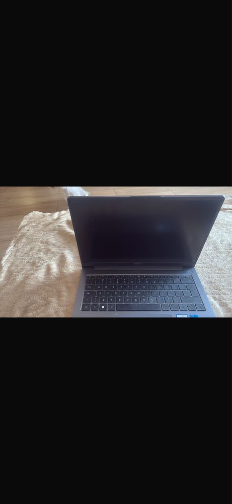 Huawej D14 laptop stan idealny 6 miesiecy