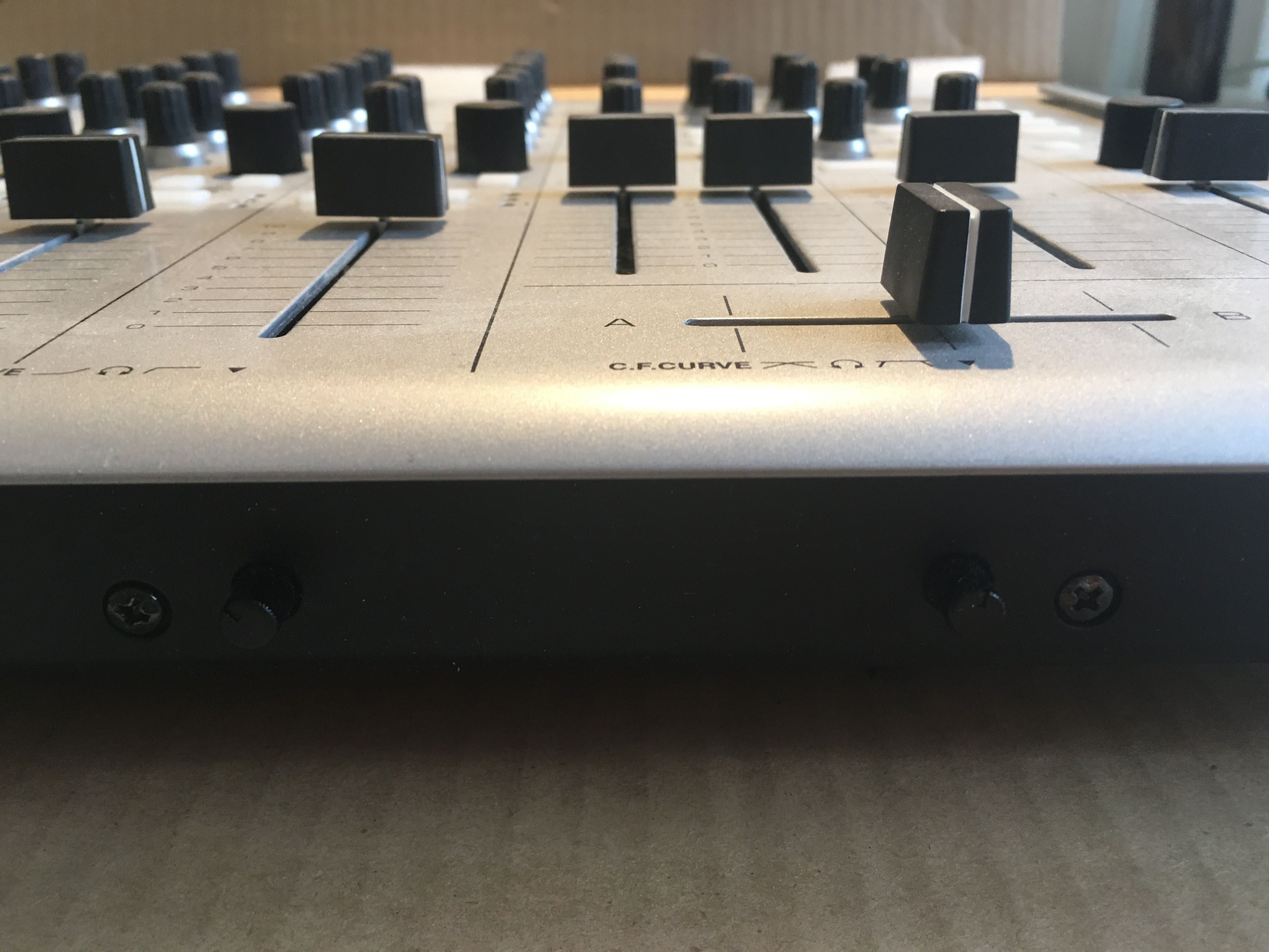 Vestax VCM 600 Ableton Live MIDI controller