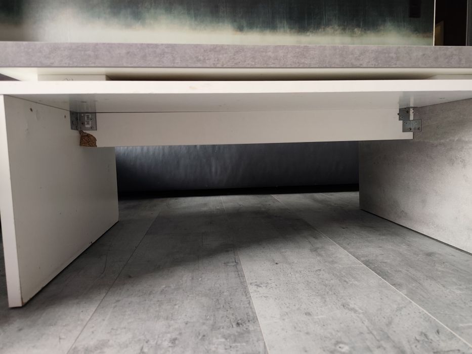 Stół + 4 krzesła+ stolik kawowy