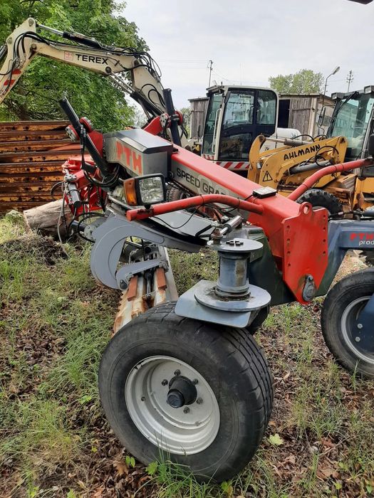 New Holland PTH G2  Rowniarka Drogowa PTH G2