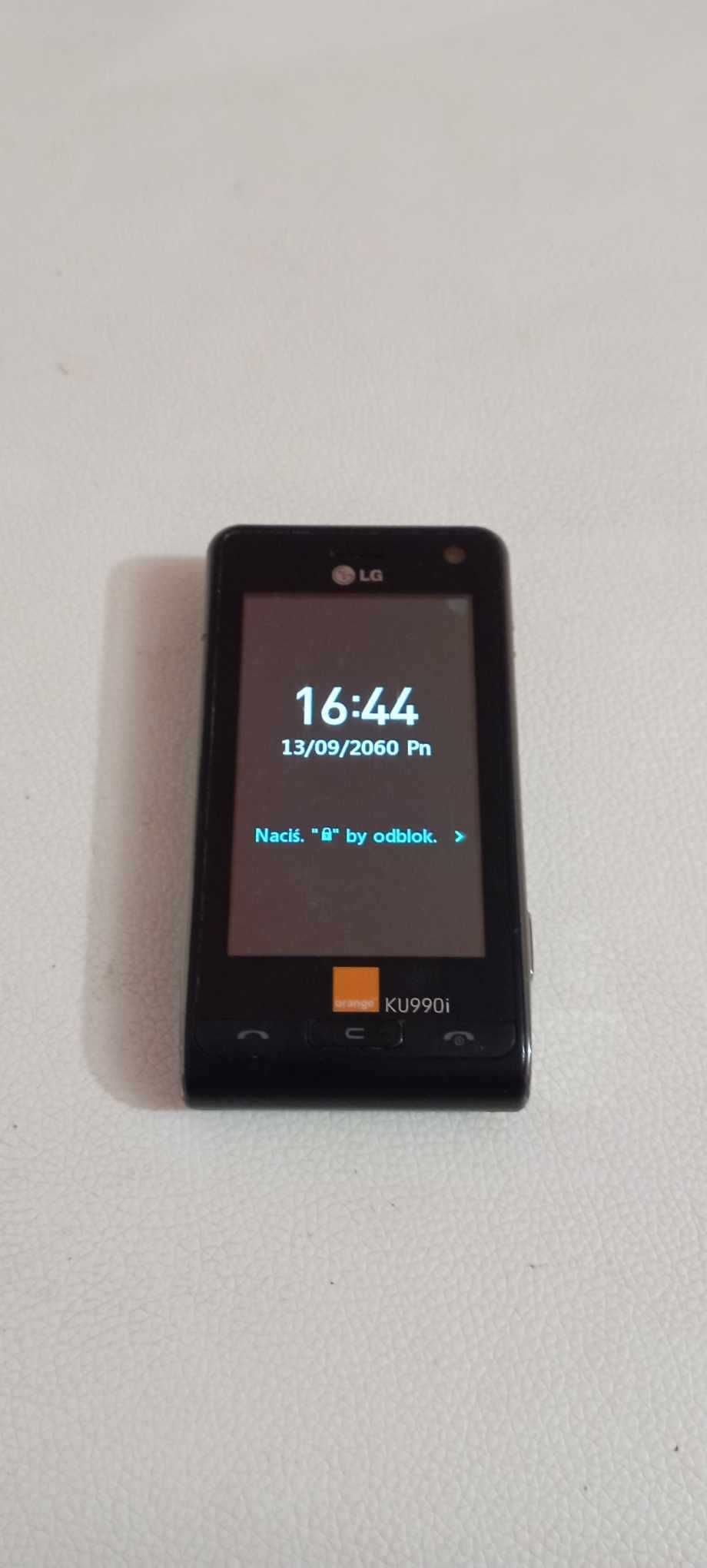 Telefon LG KU 990 i