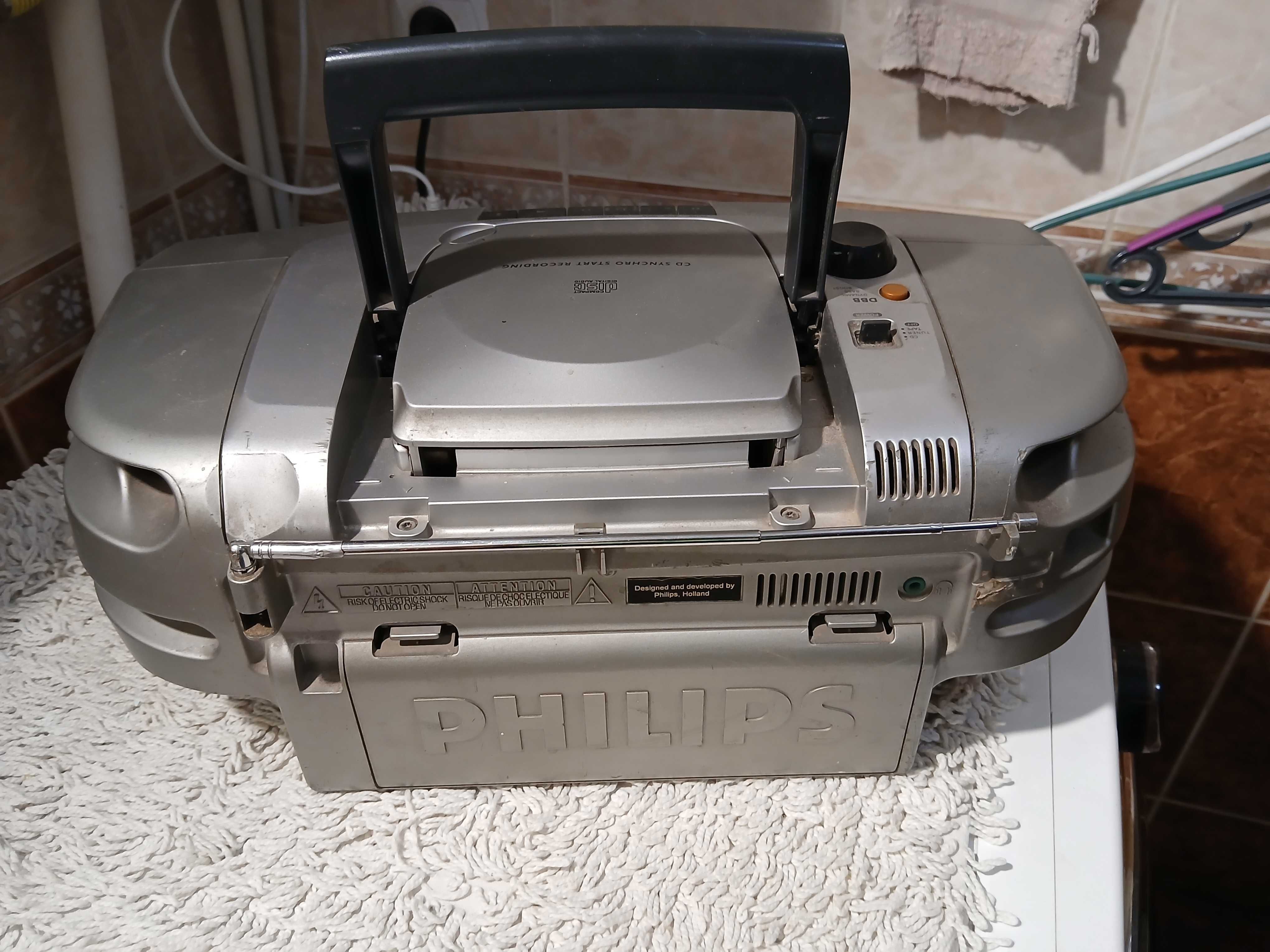 Boombox radio PHILIPS AZ1020/14 FM/AM/CD/KASETA