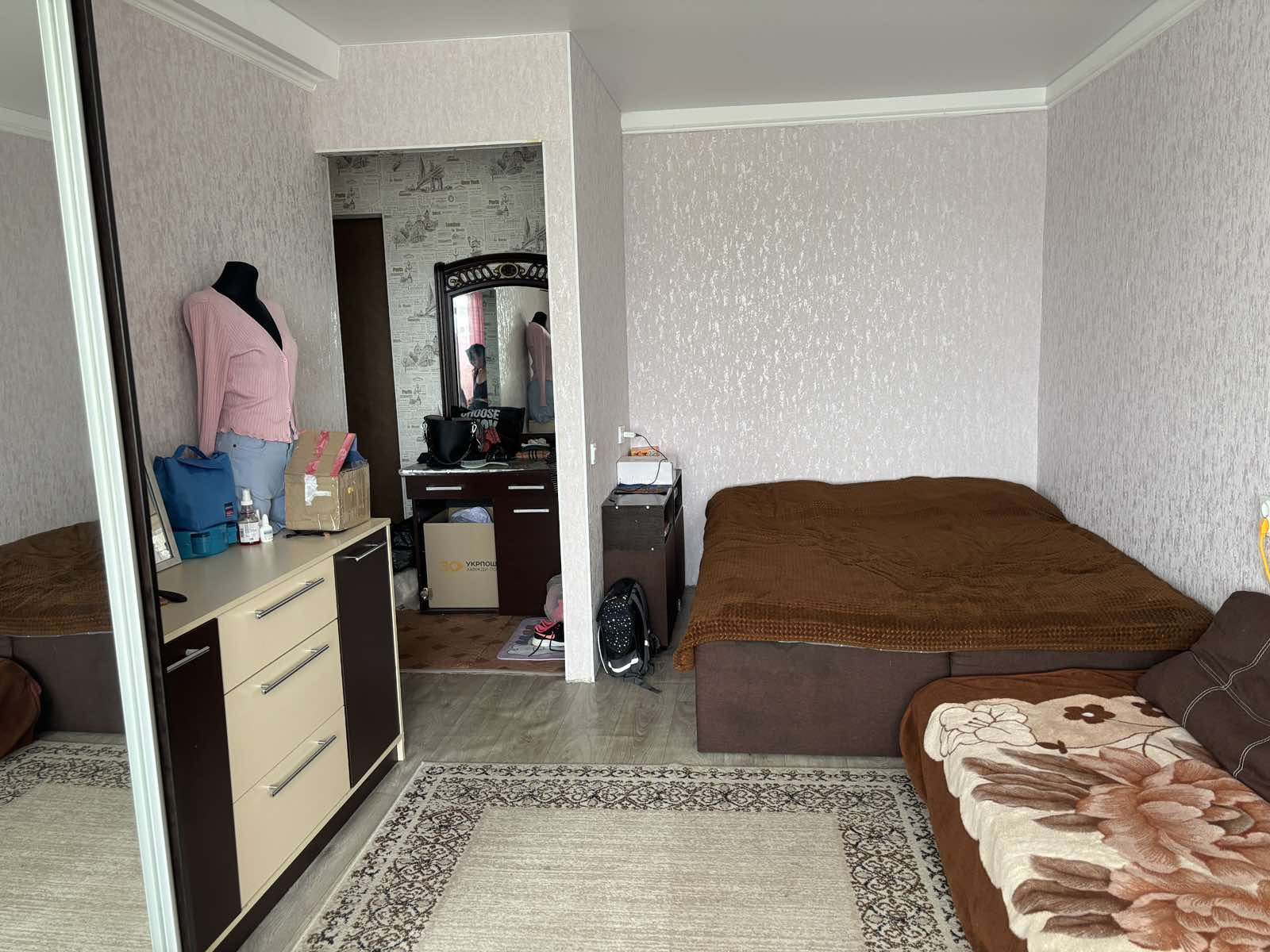 Продам однокімнатну квартиру в Броварах район парку.