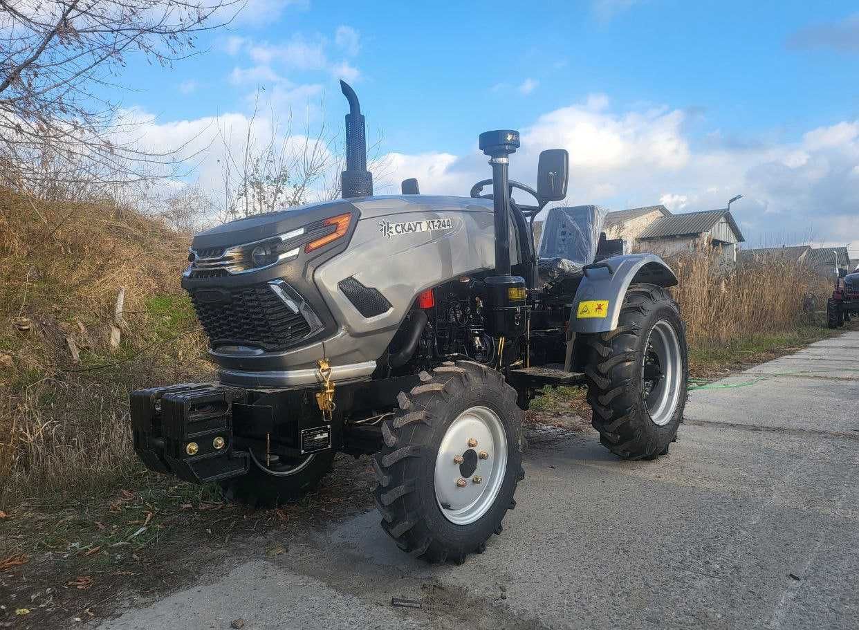 Мiнiтрактор Скаут XT-244 з редукторним мостом , 24 к.с., повний привід
