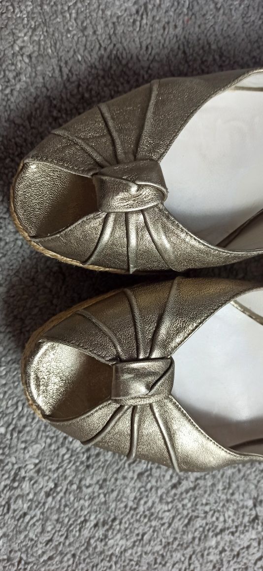 Sandały espadryle koturna Stuart Weitzman  39