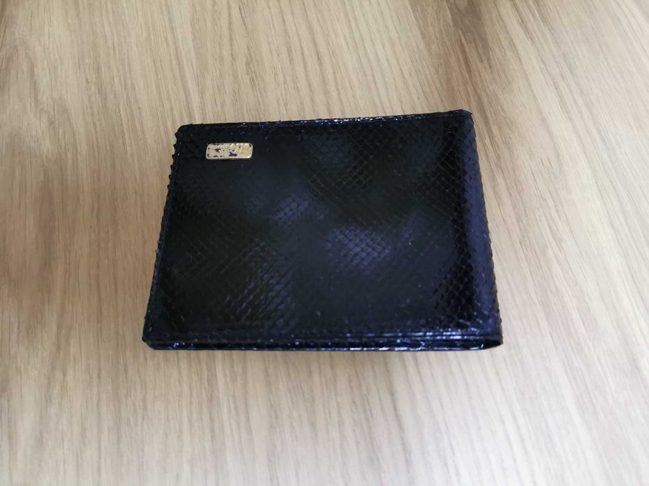 Carteira preta de homem