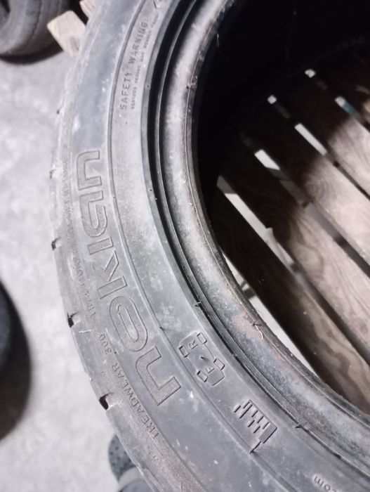 Продам два ската нокіан 185/55 R15