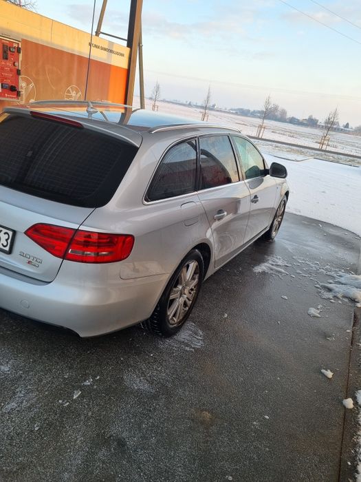 Audi a4 b8 ANGLIK