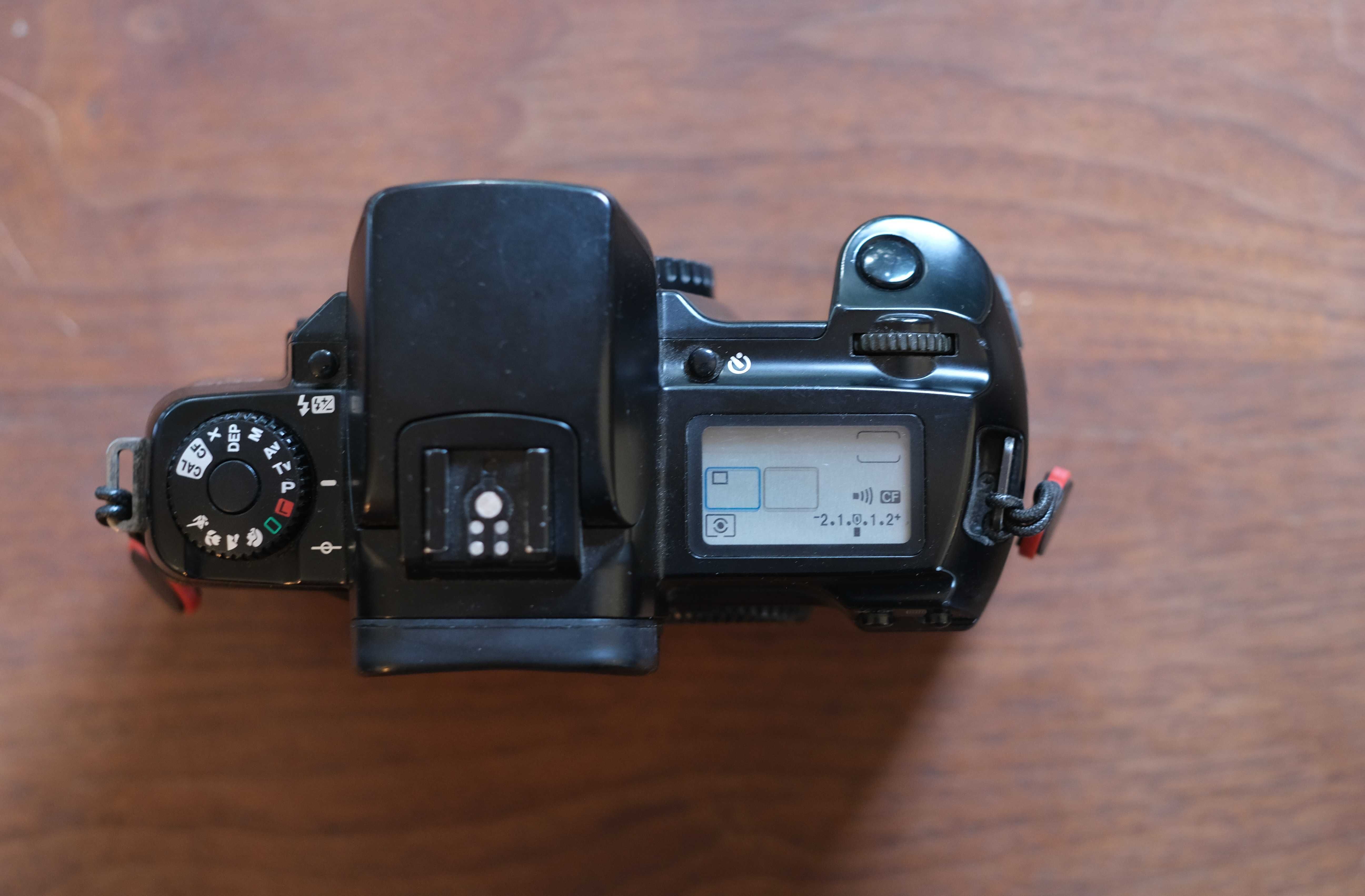 Canon A2 também conhecida como EOS 5 - Câmara Analógica 35mm