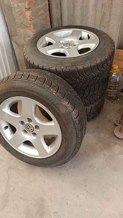 Продам колеса зимние