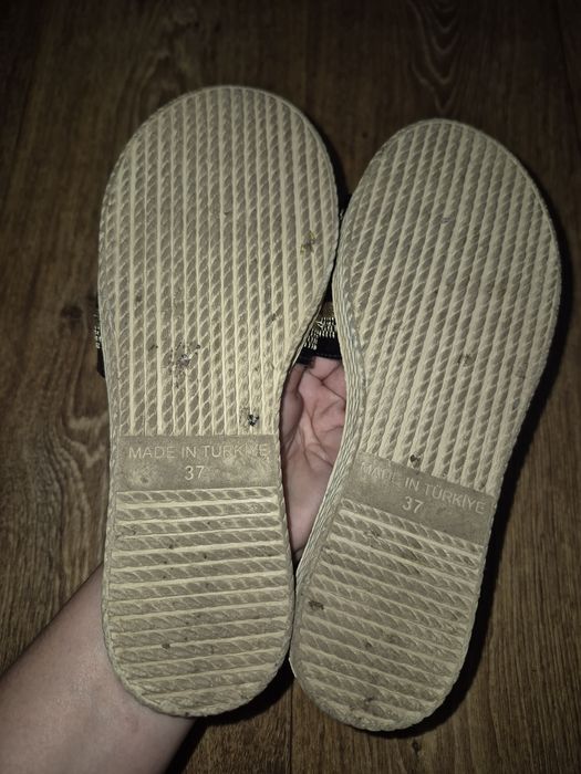 Крутые шлепанцы Christian Dior